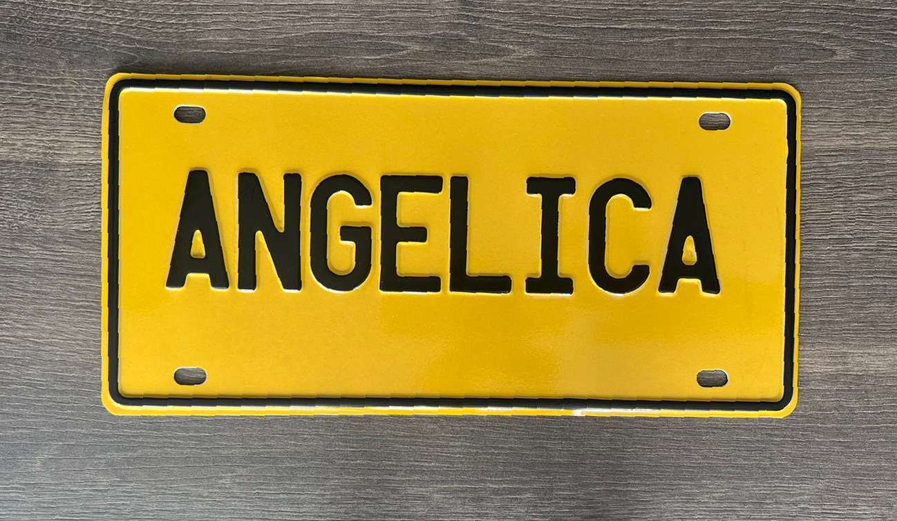 Placa tipo Carro - Angelica