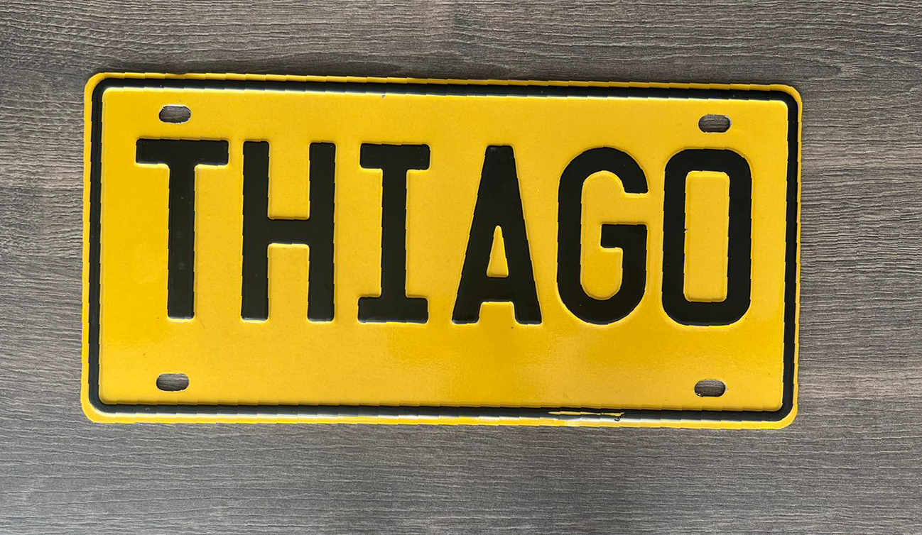 Placa tipo Carro - Thiago