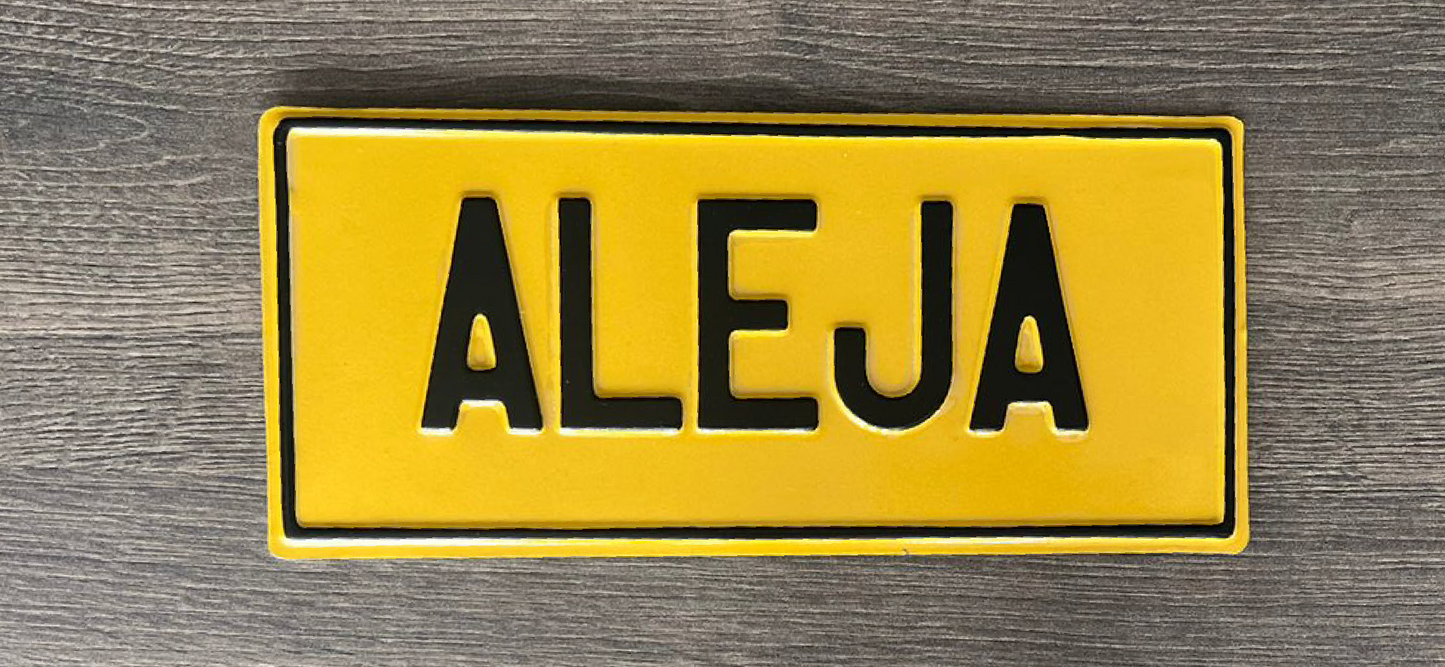 Placa tipo moto - Aleja