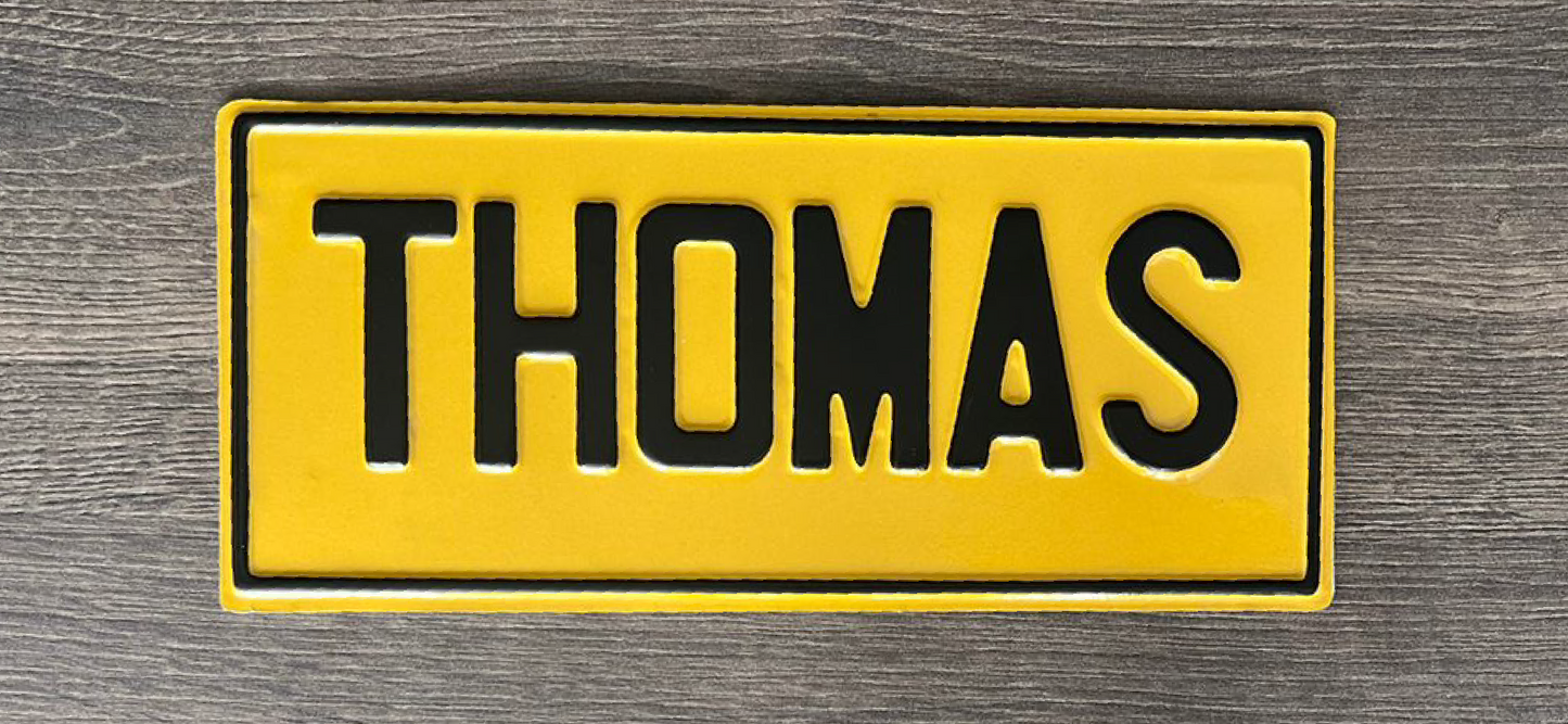 Placa tipo moto - Thomas